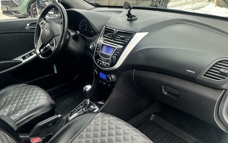 Hyundai Solaris II рестайлинг, 2012 год, 700 000 рублей, 14 фотография