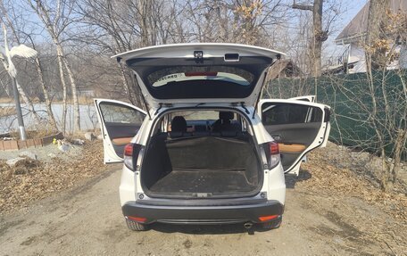 Honda Vezel, 2015 год, 2 400 000 рублей, 9 фотография