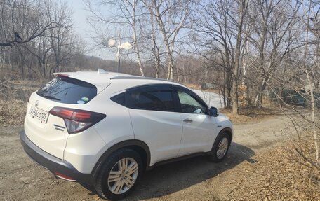 Honda Vezel, 2015 год, 2 400 000 рублей, 15 фотография