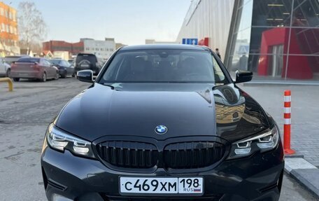 BMW 3 серия, 2019 год, 3 250 000 рублей, 3 фотография