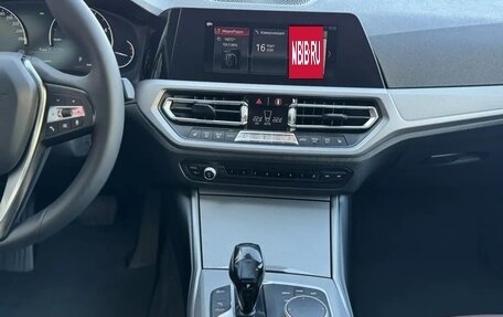 BMW 3 серия, 2019 год, 3 250 000 рублей, 24 фотография