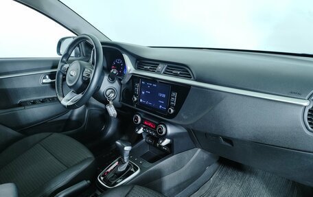 KIA Rio IV, 2021 год, 1 558 000 рублей, 10 фотография