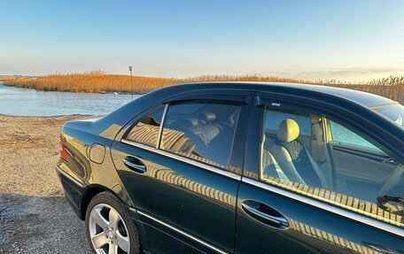 Mercedes-Benz C-Класс, 2004 год, 600 000 рублей, 8 фотография