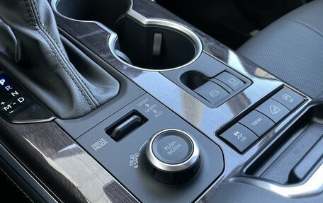 Toyota Highlander, 2025 год, 5 750 000 рублей, 29 фотография