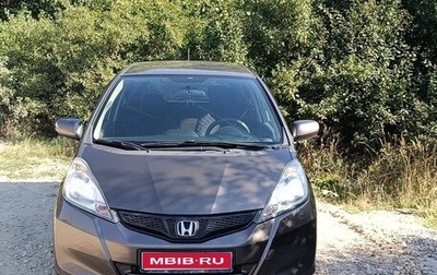 Honda Jazz II рестайлинг, 2012 год, 1 000 000 рублей, 1 фотография
