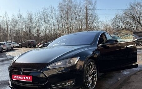 Tesla Model S I, 2014 год, 2 150 000 рублей, 1 фотография