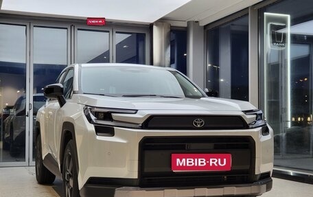 Toyota RAV4, 2025 год, 4 989 000 рублей, 1 фотография