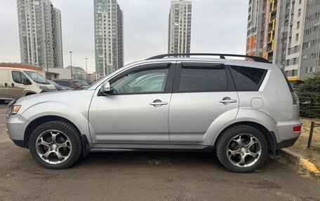 Mitsubishi Outlander III рестайлинг 3, 2010 год, 1 200 000 рублей, 2 фотография
