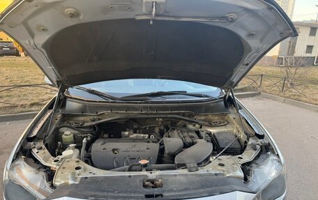 Mitsubishi Outlander III рестайлинг 3, 2010 год, 1 200 000 рублей, 8 фотография