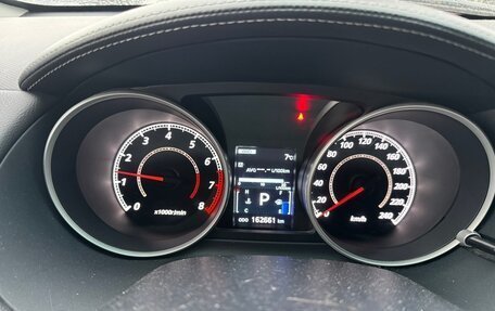 Mitsubishi Outlander III рестайлинг 3, 2010 год, 1 200 000 рублей, 13 фотография