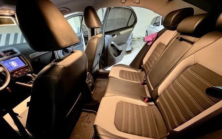 Volkswagen Jetta VI, 2011 год, 945 000 рублей, 14 фотография