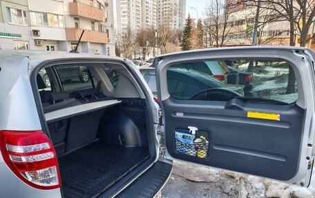 Toyota RAV4, 2011 год, 1 570 000 рублей, 7 фотография