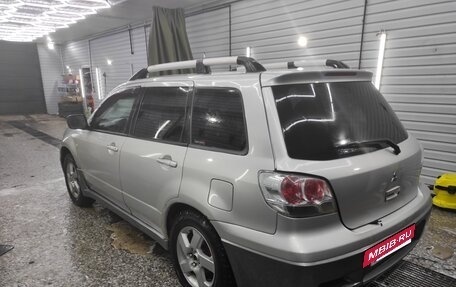 Mitsubishi Outlander III рестайлинг 3, 2003 год, 570 000 рублей, 3 фотография