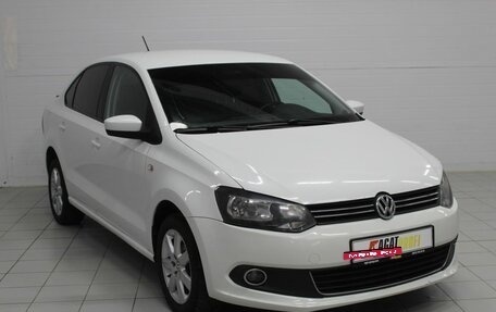 Volkswagen Polo VI (EU Market), 2014 год, 795 000 рублей, 3 фотография