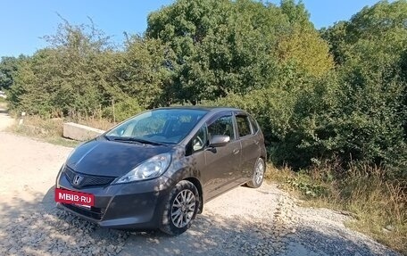 Honda Jazz II рестайлинг, 2012 год, 1 000 000 рублей, 3 фотография
