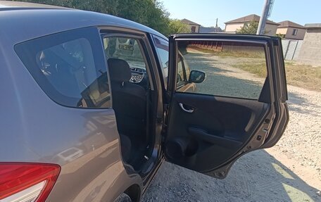 Honda Jazz II рестайлинг, 2012 год, 1 000 000 рублей, 9 фотография