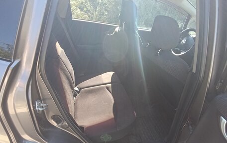 Honda Jazz II рестайлинг, 2012 год, 1 000 000 рублей, 10 фотография