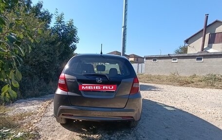 Honda Jazz II рестайлинг, 2012 год, 1 000 000 рублей, 6 фотография