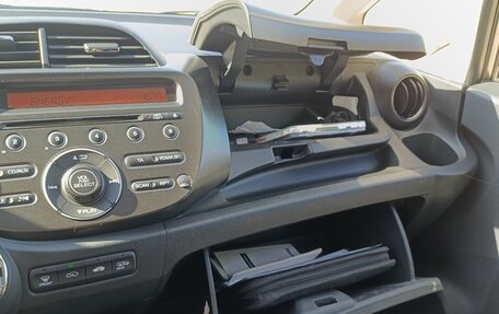 Honda Jazz II рестайлинг, 2012 год, 1 000 000 рублей, 23 фотография