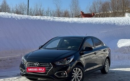 Hyundai Solaris II рестайлинг, 2017 год, 1 345 000 рублей, 3 фотография