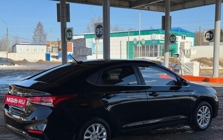 Hyundai Solaris II рестайлинг, 2017 год, 1 345 000 рублей, 21 фотография