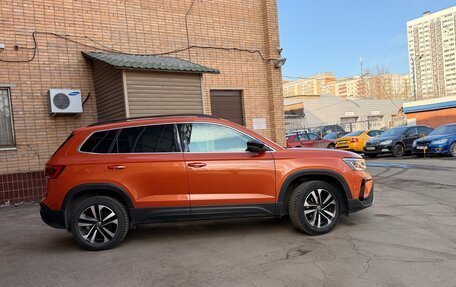 Volkswagen Taos, 2021 год, 2 270 000 рублей, 3 фотография