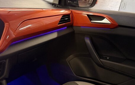 Volkswagen Taos, 2021 год, 2 270 000 рублей, 9 фотография