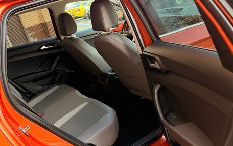 Volkswagen Taos, 2021 год, 2 270 000 рублей, 13 фотография