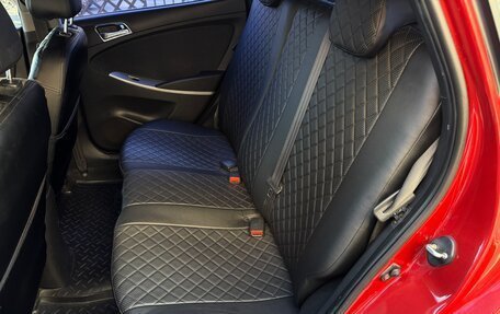 Hyundai Solaris II рестайлинг, 2011 год, 715 000 рублей, 13 фотография