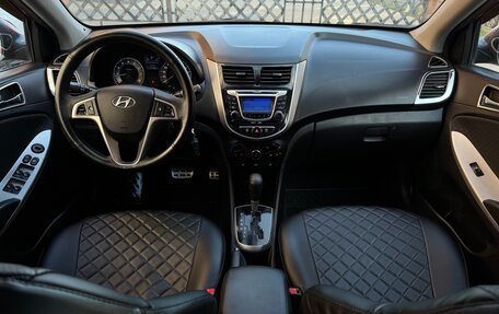 Hyundai Solaris II рестайлинг, 2011 год, 715 000 рублей, 14 фотография