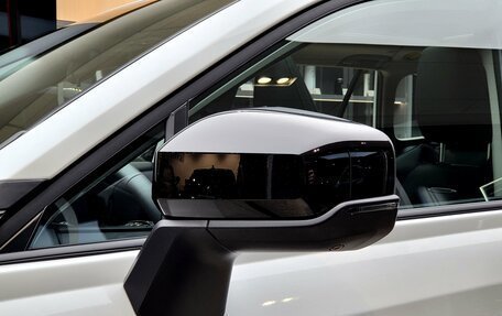 Toyota RAV4, 2025 год, 4 989 000 рублей, 12 фотография