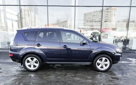 Mitsubishi Outlander III рестайлинг 3, 2010 год, 1 049 800 рублей, 4 фотография