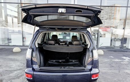 Mitsubishi Outlander III рестайлинг 3, 2010 год, 1 049 800 рублей, 10 фотография