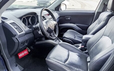 Mitsubishi Outlander III рестайлинг 3, 2010 год, 1 049 800 рублей, 16 фотография