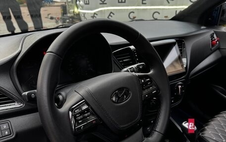 Hyundai Solaris II рестайлинг, 2019 год, 900 000 рублей, 10 фотография