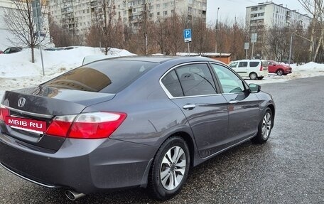 Honda Accord IX рестайлинг, 2013 год, 1 300 000 рублей, 6 фотография