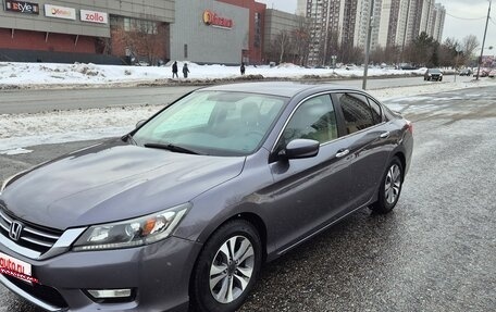 Honda Accord IX рестайлинг, 2013 год, 1 300 000 рублей, 2 фотография