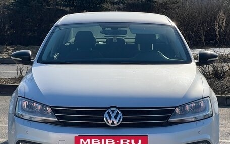 Volkswagen Jetta VI, 2018 год, 1 849 000 рублей, 2 фотография