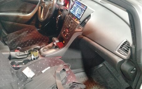 Opel Astra J, 2012 год, 710 000 рублей, 6 фотография