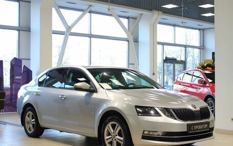 Skoda Octavia, 2018 год, 1 725 000 рублей, 3 фотография