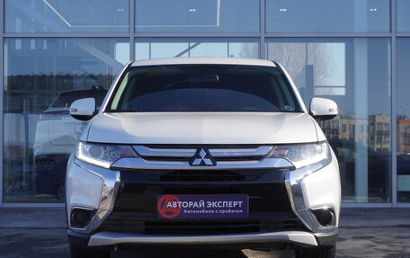 Mitsubishi Outlander III рестайлинг 3, 2015 год, 1 924 000 рублей, 2 фотография
