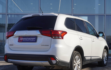 Mitsubishi Outlander III рестайлинг 3, 2015 год, 1 924 000 рублей, 5 фотография