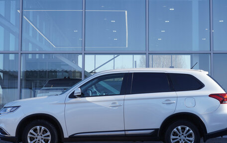 Mitsubishi Outlander III рестайлинг 3, 2015 год, 1 924 000 рублей, 8 фотография