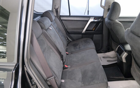 Toyota Land Cruiser Prado 150 рестайлинг 2, 2012 год, 3 149 000 рублей, 24 фотография