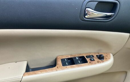 Honda Accord VII рестайлинг, 2004 год, 750 000 рублей, 17 фотография