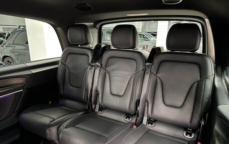 Mercedes-Benz V-Класс, 2025 год, 14 490 000 рублей, 25 фотография