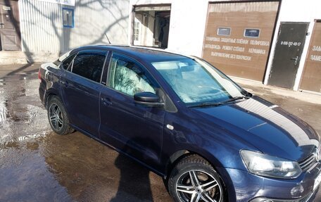 Volkswagen Polo VI (EU Market), 2014 год, 900 000 рублей, 5 фотография