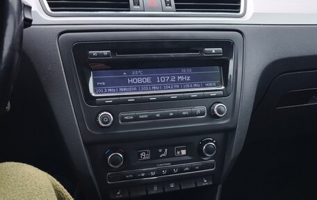 Skoda Rapid I, 2014 год, 870 000 рублей, 10 фотография