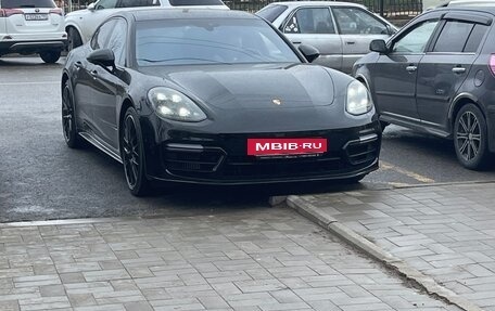 Porsche Panamera II рестайлинг, 2018 год, 9 300 000 рублей, 4 фотография