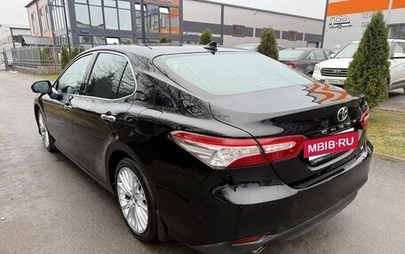 Toyota Camry, 2018 год, 2 790 000 рублей, 6 фотография